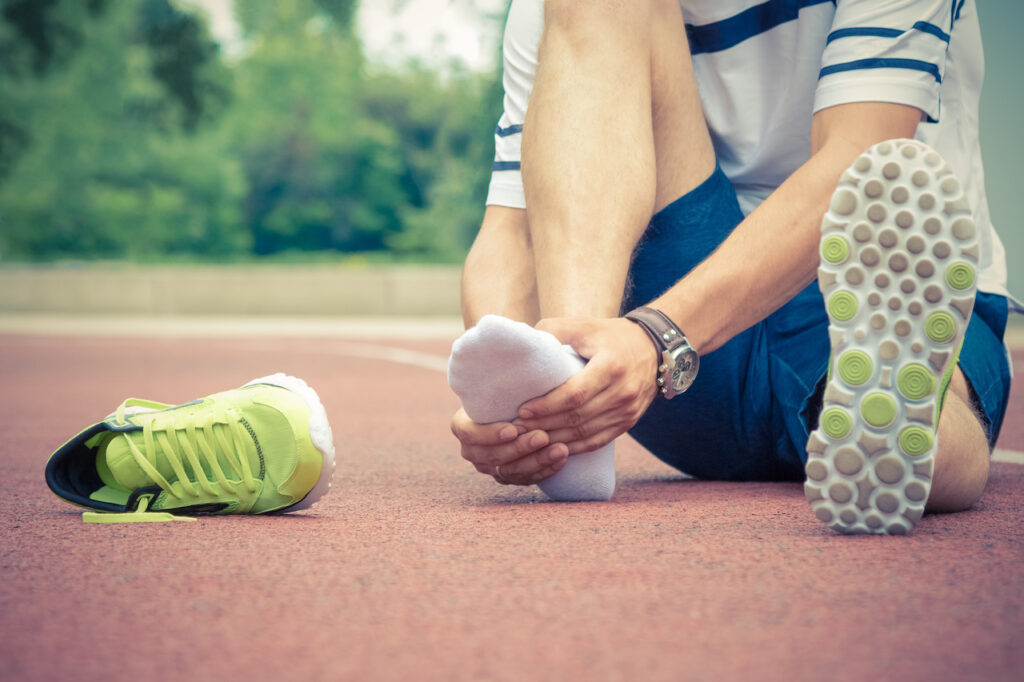 What's the Difference Between Sprains and Strains?